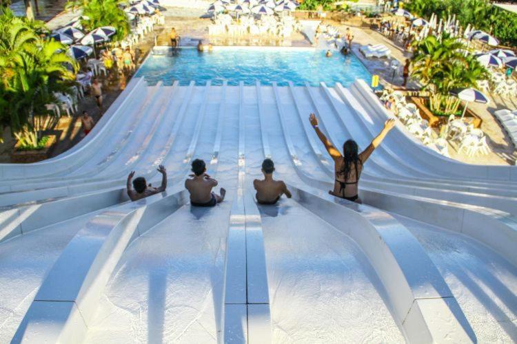 Piazza Diroma - Com Acesso Acqua Park Cn-Go Aparthotel Caldas Novas Ngoại thất bức ảnh