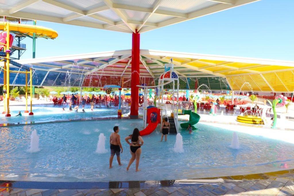 Piazza Diroma - Com Acesso Acqua Park Cn-Go Aparthotel Caldas Novas Ngoại thất bức ảnh