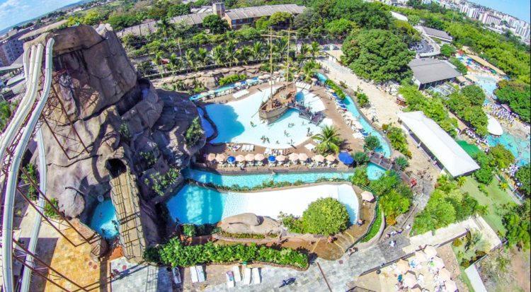 Piazza Diroma - Com Acesso Acqua Park Cn-Go Aparthotel Caldas Novas Ngoại thất bức ảnh